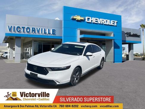 Used 2025 Honda Accord EX-L image 1