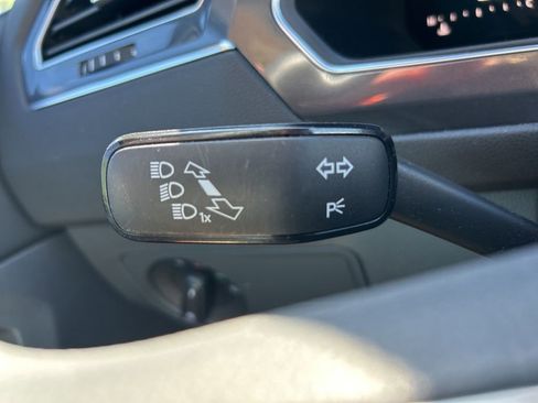 Certified 2022 Volkswagen Tiguan S image 21