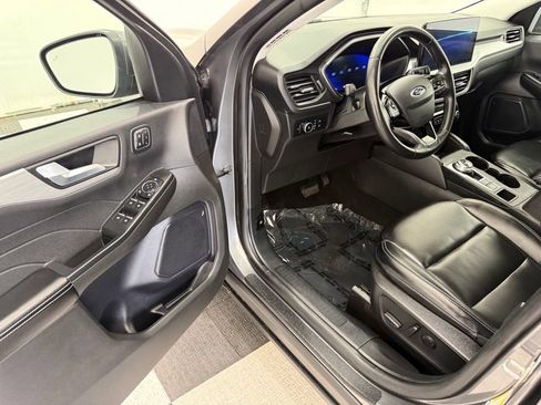Used 2024 Ford Escape Platinum AWD/4WD image 33