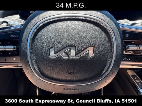 Used 2025 Kia Sorento SX Prestige AWD/4WD image 21