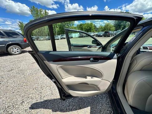 Used 2006 Buick Lucerne CXL w/ Luxury Package FWD image 24