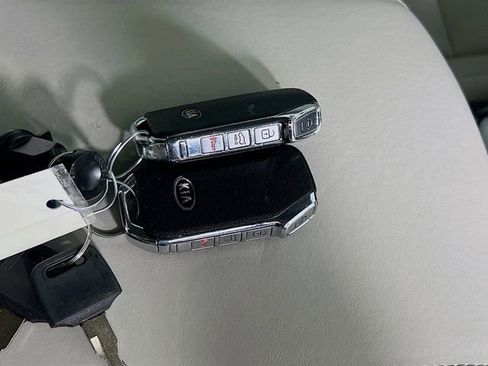 Used 2020 Kia Telluride S image 33