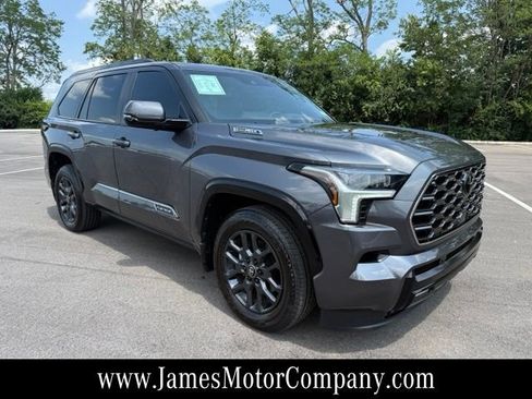 Used 2026 Toyota Sequoia Platinum w/ Tow Technology Package AWD/4WD image 4