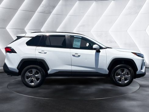 Used 2024 Toyota RAV4 XLE FWD image 6