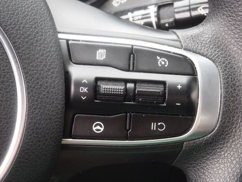 Used 2021 Kia K5 LXS image 28