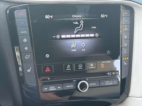Certified 2025 INFINITI QX55 Luxe w/ Cargo Package AWD/4WD image 22