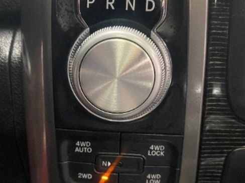 Used 2017 RAM 1500 Limited image 28