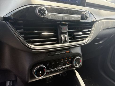 Used 2024 Ford Escape Active AWD/4WD image 22