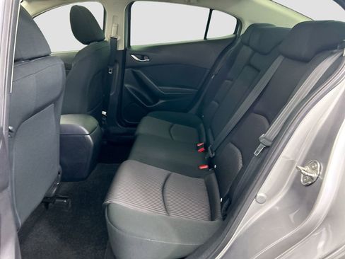 Used 2016 MAZDA MAZDA3 i Touring image 19