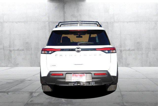 Certified 2025 Nissan Pathfinder SV w/ SV Premium Package FWD image 6