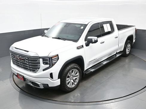 Used 2023 GMC Sierra 1500 Denali w/ Technology Package AWD/4WD image 35