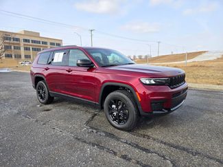 Used 2025 Jeep Grand Cherokee L Altitude video 1