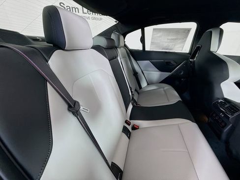 New 2026 BMW M5 image 28