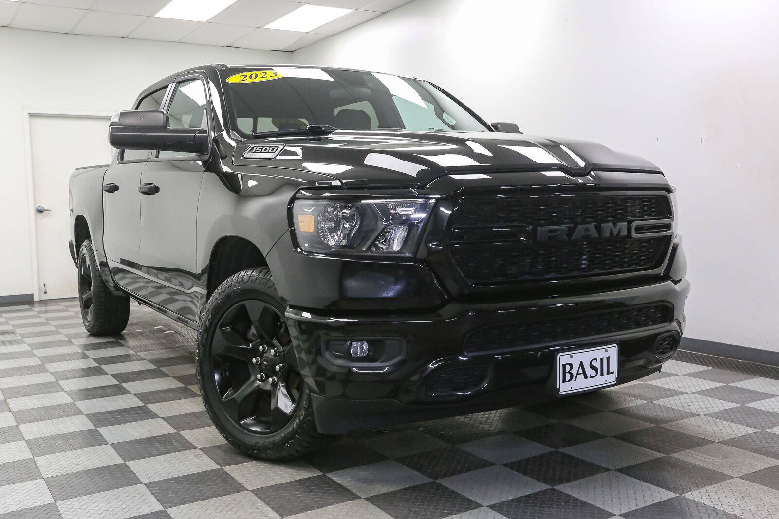 Used 2023 RAM 1500 Tradesman w/ Trailer Tow Group AWD/4WD image 2