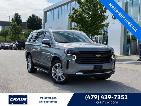 Used 2023 Chevrolet Tahoe High Country AWD/4WD image 1