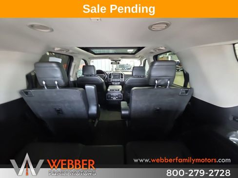 Used 2018 Ford Expedition Platinum AWD/4WD image 8