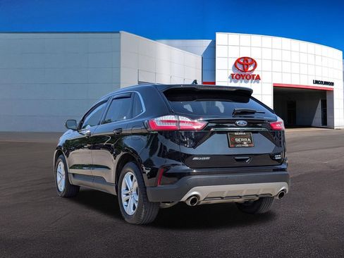Used 2020 Ford Edge SEL w/ Convenience Package FWD image 12