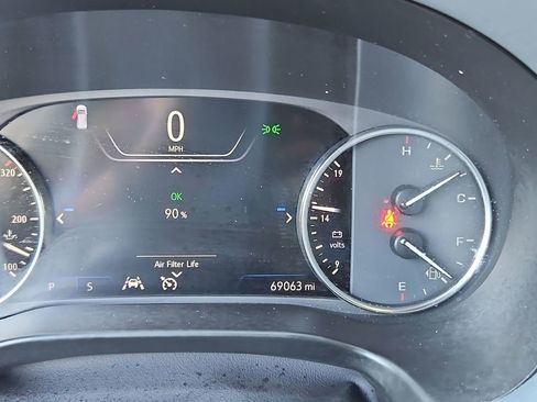 Used 2024 Buick Enclave Premium image 13