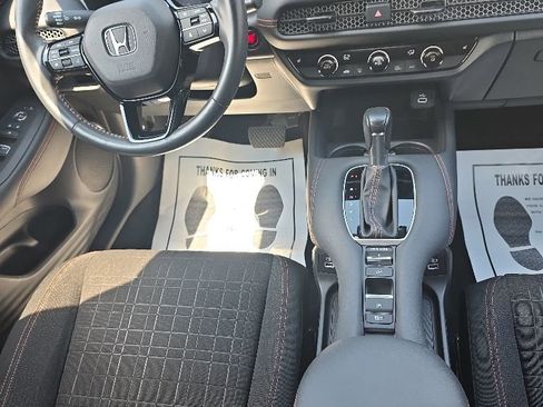 Used 2023 Honda HR-V Sport image 19