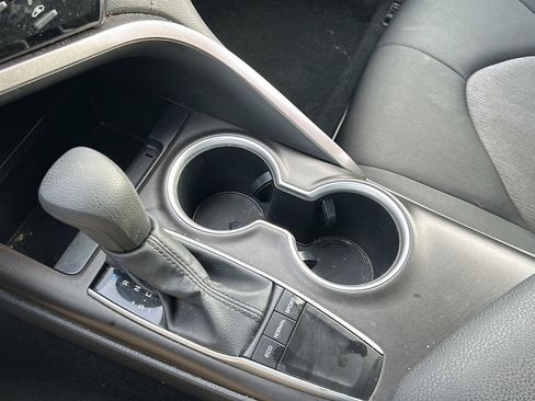 Used 2024 Toyota Camry LE image 12