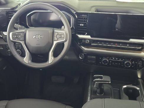 New 2026 Chevrolet Silverado 1500 RST AWD/4WD image 18