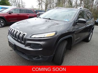Used 2014 Jeep Cherokee Latitude w/ Comfort/Convenience Group