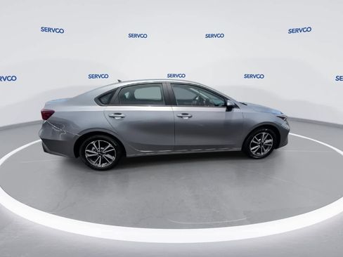 Used 2024 Kia Forte LXS FWD image 9