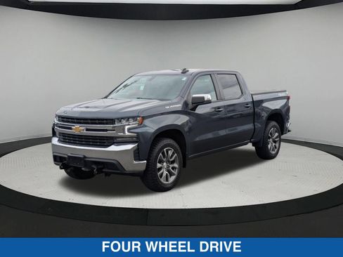 Used 2021 Chevrolet Silverado 1500 LT w/ True North Edition Plus AWD/4WD image 8