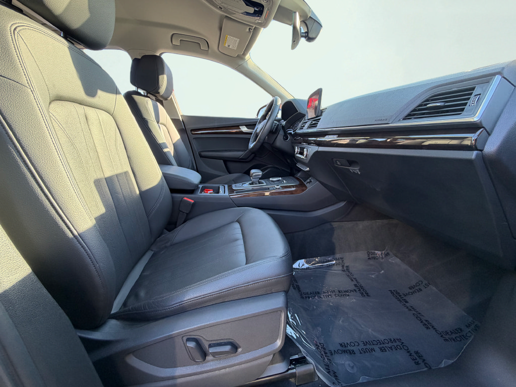 Used 2019 Audi Q5 2.0T Premium AWD/4WD image 39