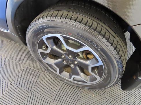 Used 2013 Subaru Crosstrek 2.0i Limited image 7