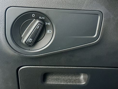 Used 2023 Volkswagen Tiguan S image 16