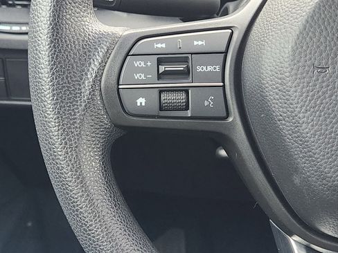 Certified 2023 Honda CR-V LX image 27