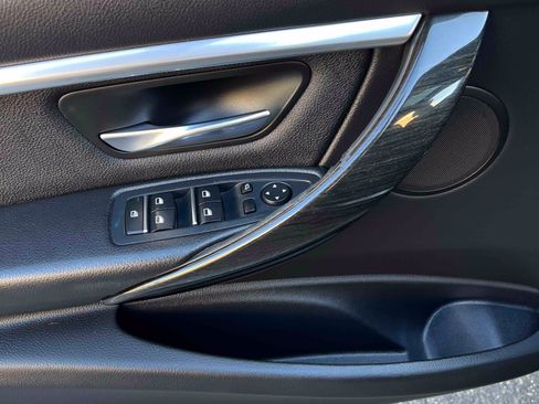 Used 2018 BMW 330i Sedan RWD image 74