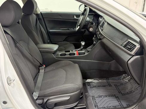 Used 2017 Kia Optima LX FWD image 28