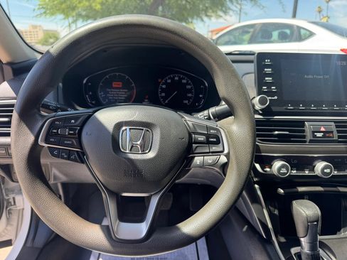 Used 2019 Honda Accord LX image 18