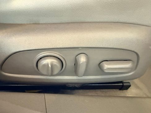 Used 2019 Chevrolet Malibu Premier w/ Sun and Wheel Package image 36