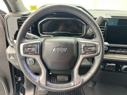 Certified 2023 Chevrolet Silverado 1500 RST w/ Z71 Off-Road Package AWD/4WD image 16
