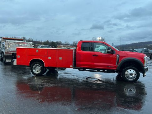 New 2026 Ford F550 4x4 Supercab Super Duty w/ XLT Value Package image 11
