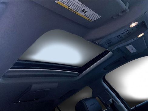 Used 2019 GMC Yukon Denali w/ Denali Ultimate Package image 29