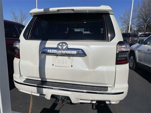 Used 2015 Toyota 4Runner Limited image 3