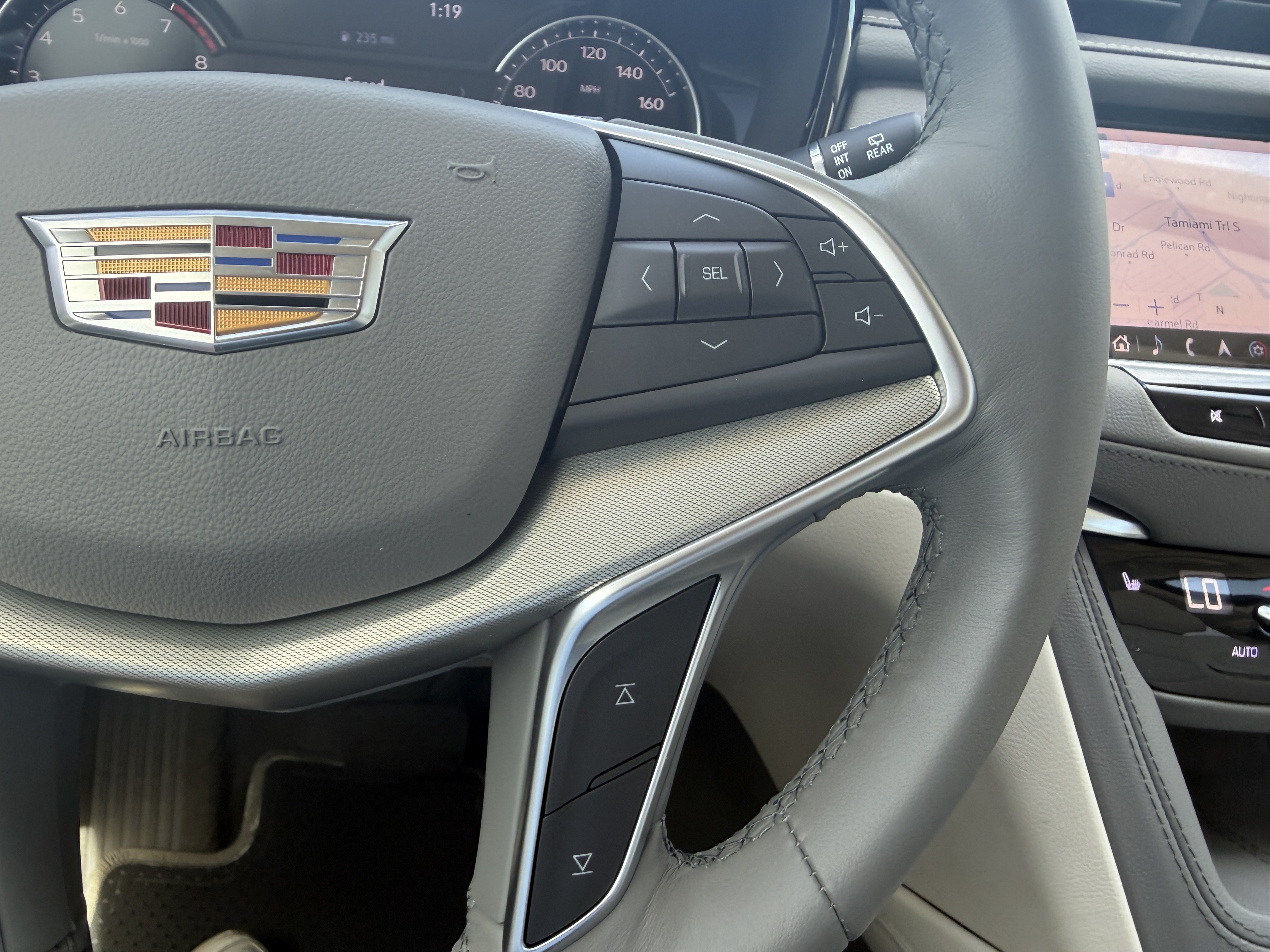 Certified 2024 Cadillac XT5 Premium Luxury FWD image 26