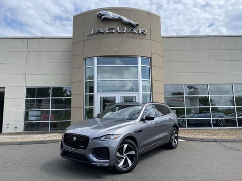 Certified 2024 Jaguar F-PACE R-Dynamic S image 1
