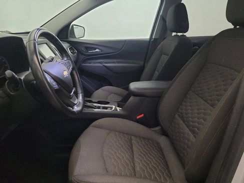 Used 2018 Chevrolet Equinox LT AWD/4WD image 17