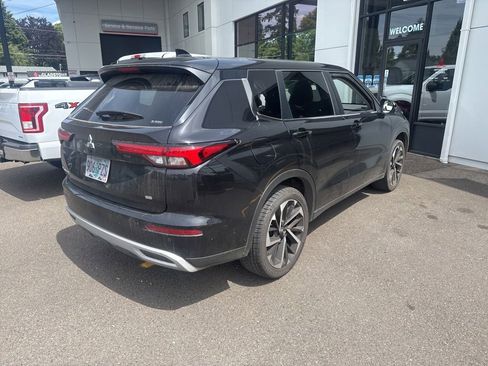 Used 2024 Mitsubishi Outlander SE AWD/4WD image 12