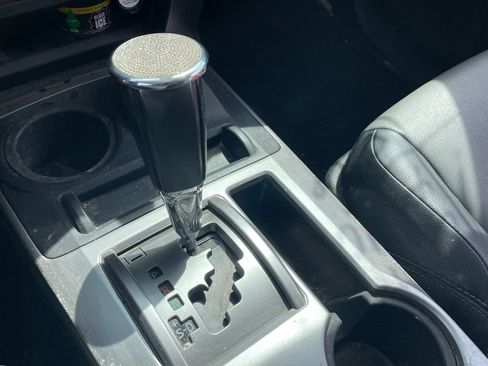 Used 2017 Toyota 4Runner SR5 Premium image 8