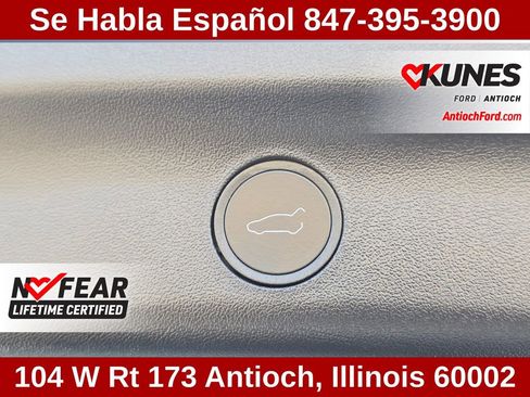 Used 2024 Tesla Model Y Long Range AWD/4WD image 36