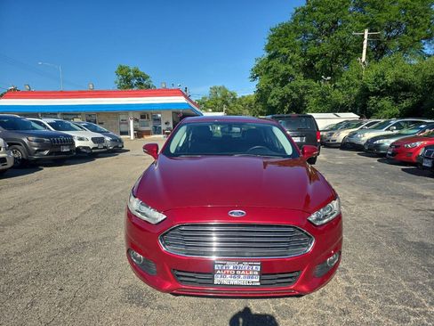 Used 2016 Ford Fusion SE w/ Equipment Group 202A FWD image 4