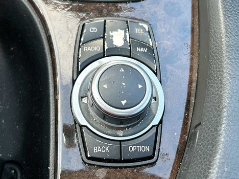 Used 2010 BMW 528i Sedan RWD image 34