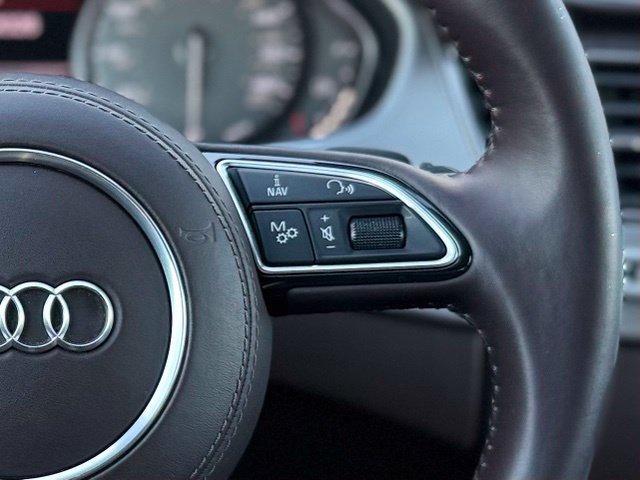 Used 2013 Audi S8 AWD/4WD image 25