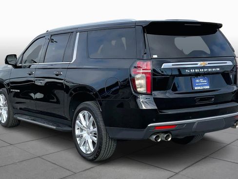 Used 2021 Chevrolet Suburban High Country image 11